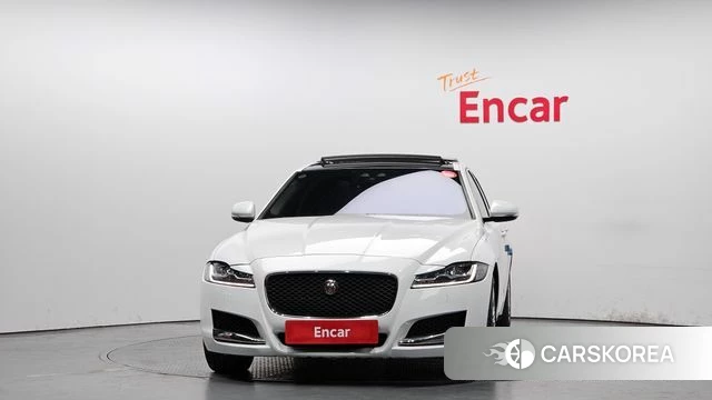 Jaguar XF (X260) id 3861788 из Кореи 13