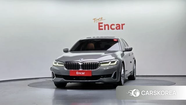 BMW 5 Series (G30) id 3843291 из Кореи 13