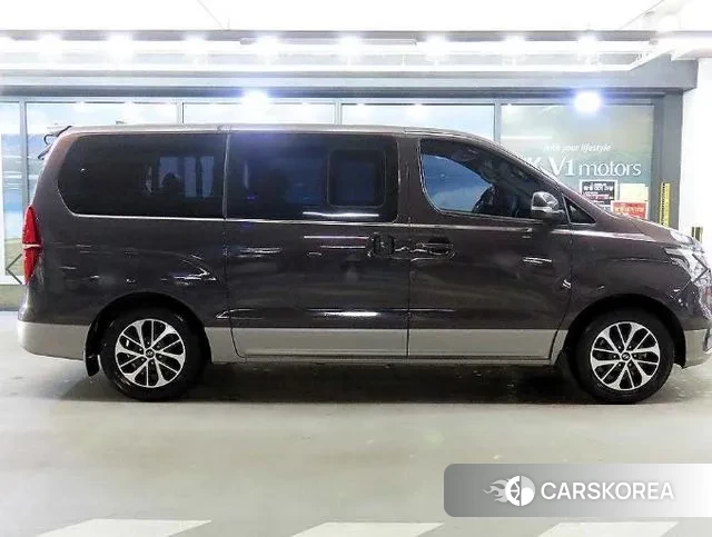 Hyundai The New Grand Starex id 3655987 из Кореи 13