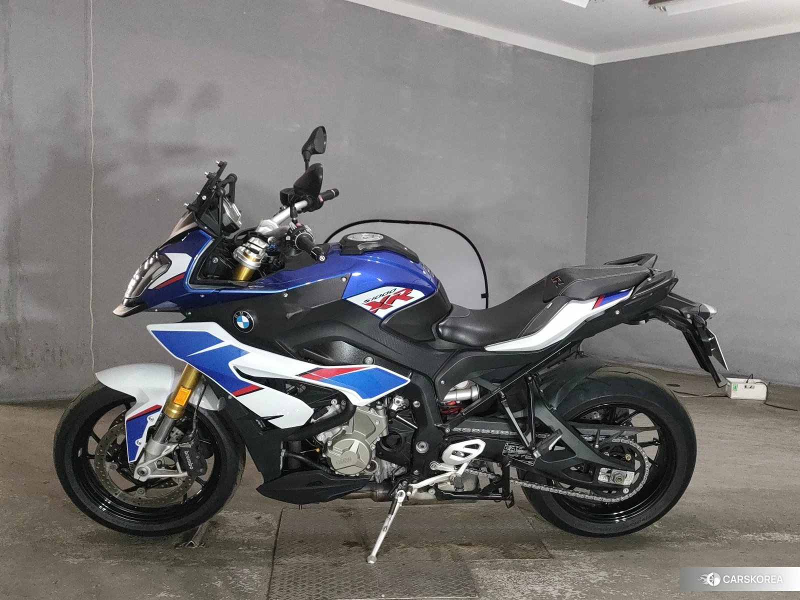 Проданный BMW S1000XR 2018 из Японии