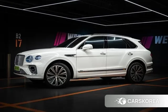 Bentley Bentayga 2023 Белый из Кореи, фото 4
