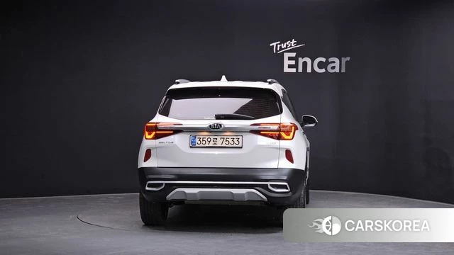 Kia Seltos id 4410262 из Кореи 23