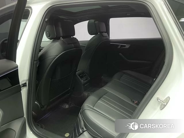 Audi A4L id 4335117 из Китая 14