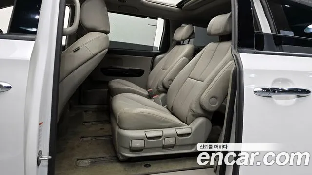 Kia The New Carnival id 2763790 из Кореи 13