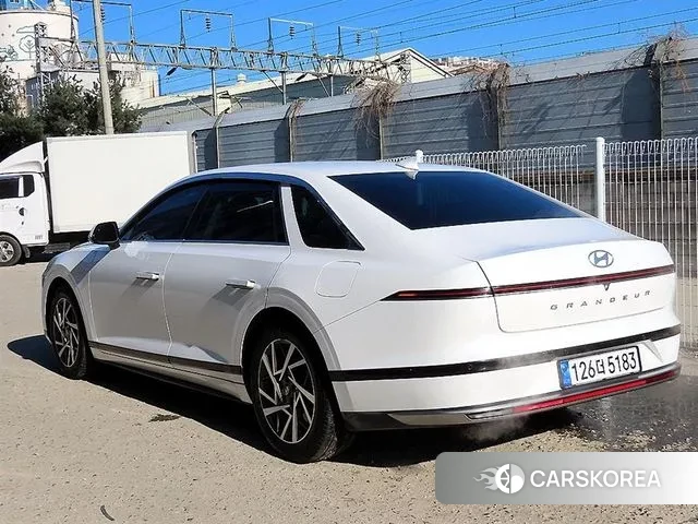 Hyundai Grandeur (GN7) id 3518105 из Кореи 13