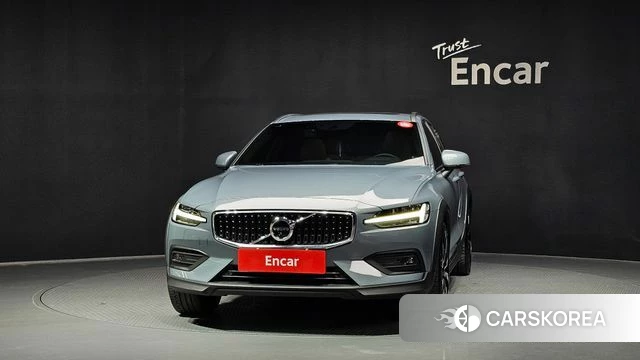 Volvo V60 Cross-Country 2nd Generation id 4518353 из Кореи 23