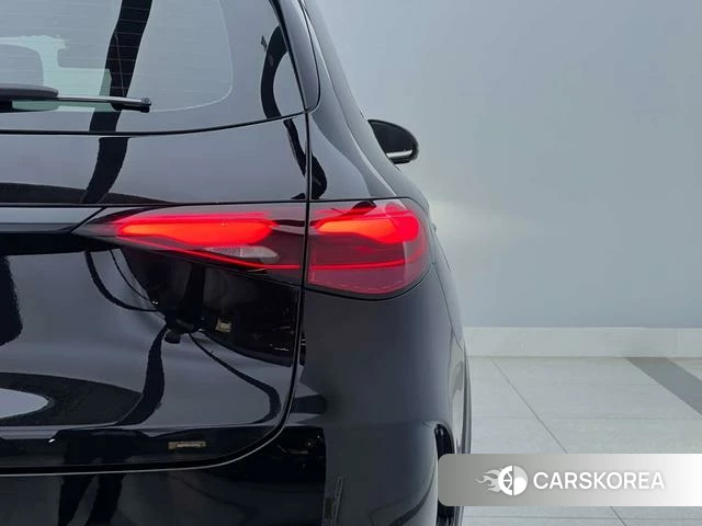 Mercedes-Benz GLC 2024 Черный из Китая, фото 3