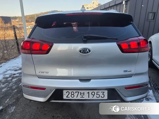 Kia Niro id 3651712 из Кореи 11
