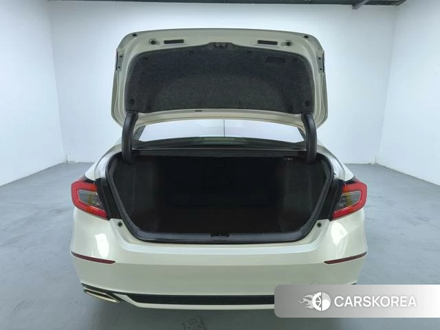 Honda Accord id 4271089 из Китая 13