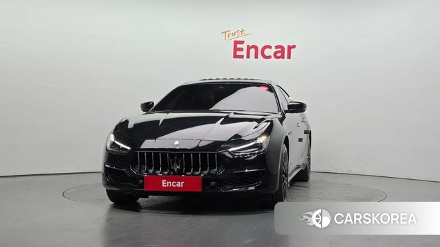 Maserati Ghibli id 4430111 из Кореи 23