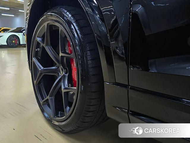 Audi RSQ8 (4M) id 4700735 из Кореи 13