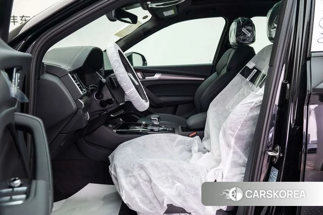 Audi Q5L id 4336177 из Китая 16