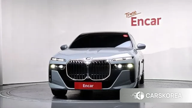 BMW 7 Series (G70) id 3400265 из Кореи 13