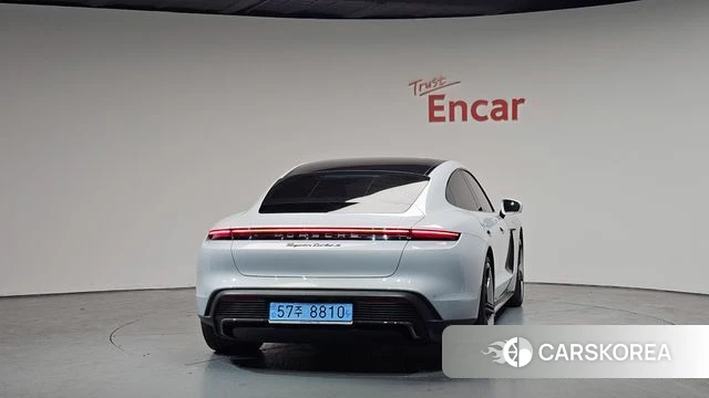 Porsche Taycan id 3934574 из Кореи 13