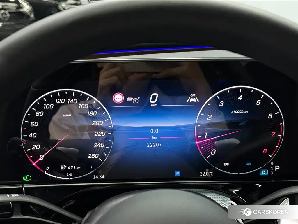 Mercedes-Benz E-Class 2025 Черный из Китая, фото 6