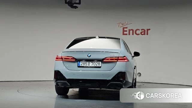 BMW 5 Series (G60) id 4669928 из Кореи 23