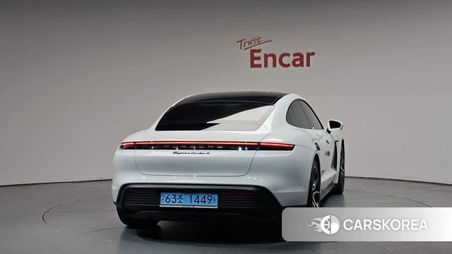 Porsche Taycan id 4381951 из Кореи 23