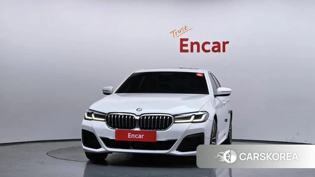 BMW 5 Series (G30) id 4382614 из Кореи 23