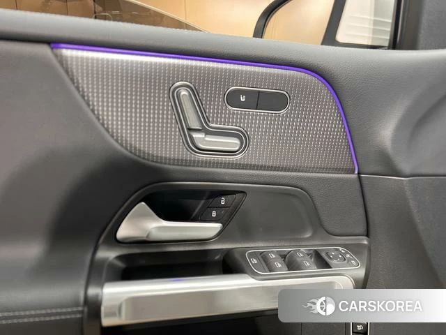 Mercedes-Benz GLB id 4290996 из Китая 23