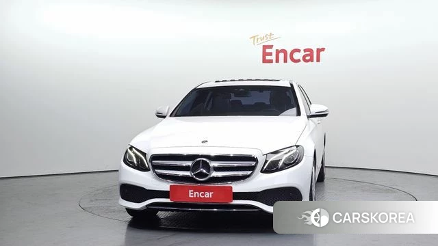 Mercedes-Benz E-Class W213 id 3861779 из Кореи 13