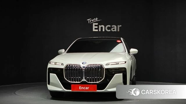 BMW i7 (G70) id 3838520 из Кореи 13