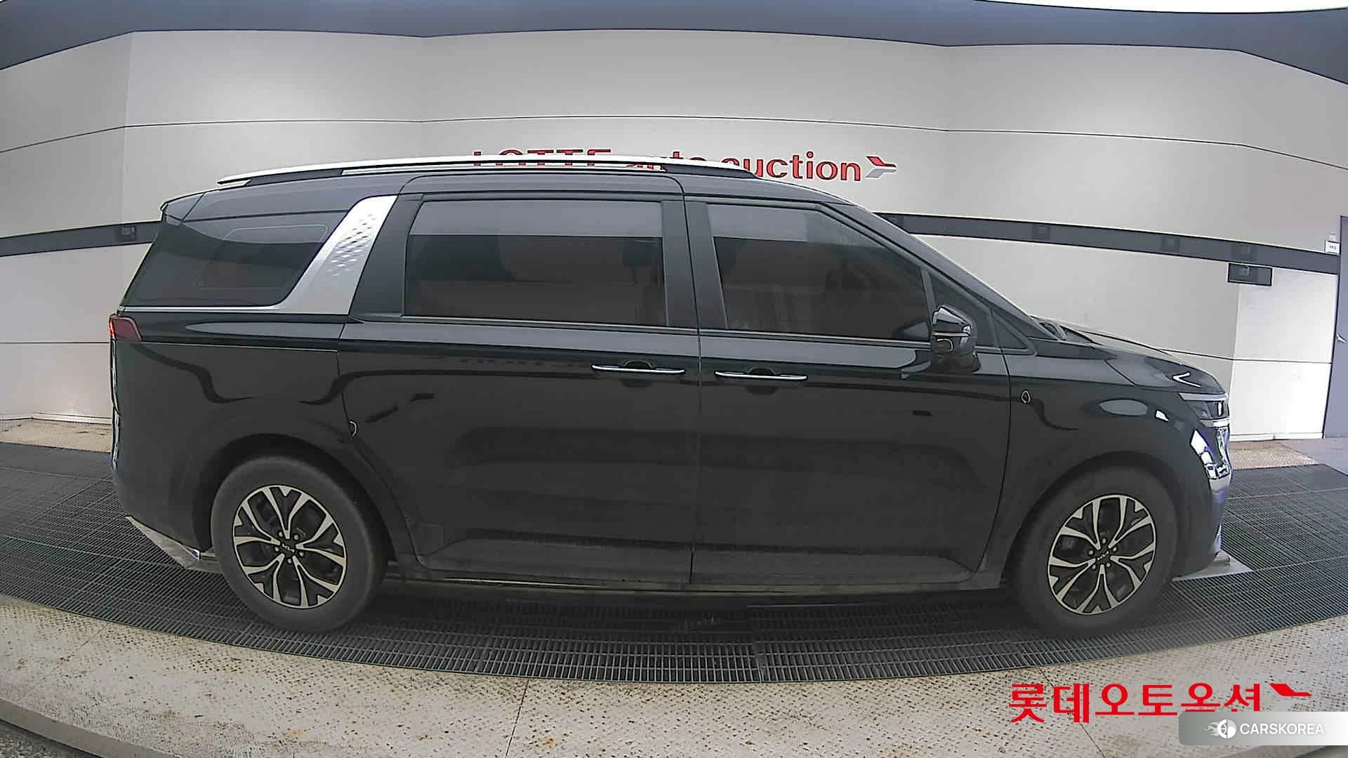 Kia Carnival id 4498434 из Кореи 23