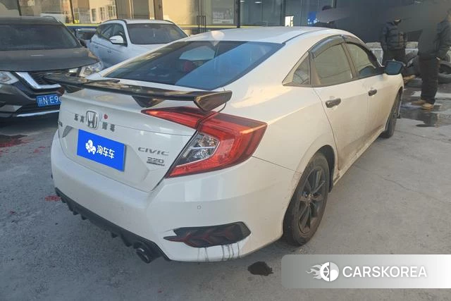 Honda Civic id 4301728 из Китая 10