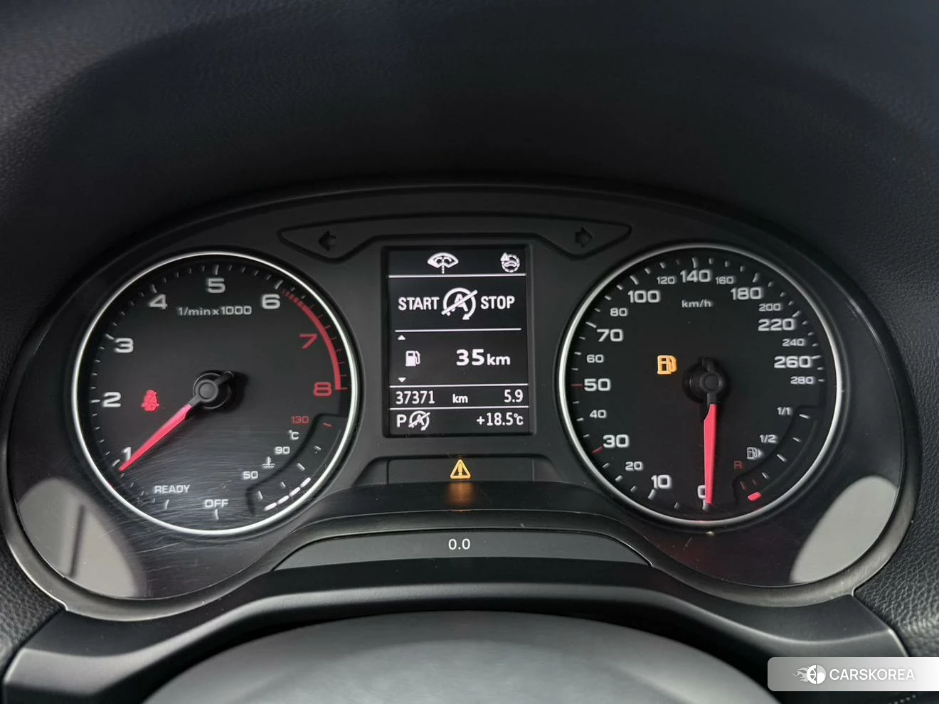 Audi Q2L 2021 Серебристо-серый из Китая, фото 3