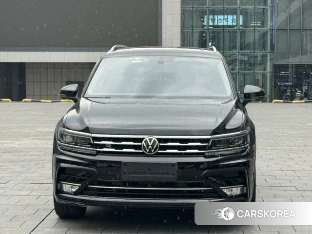 Volkswagen Tiguan L 2021 Черный из Китая, фото 3