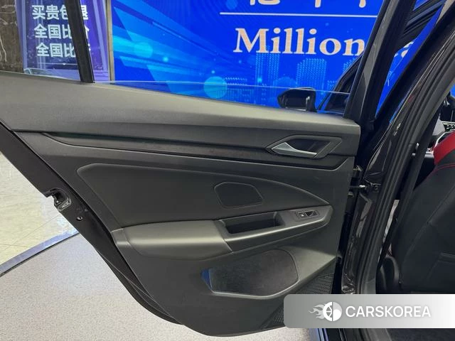 Volkswagen Golf id 4320848 из Китая 9