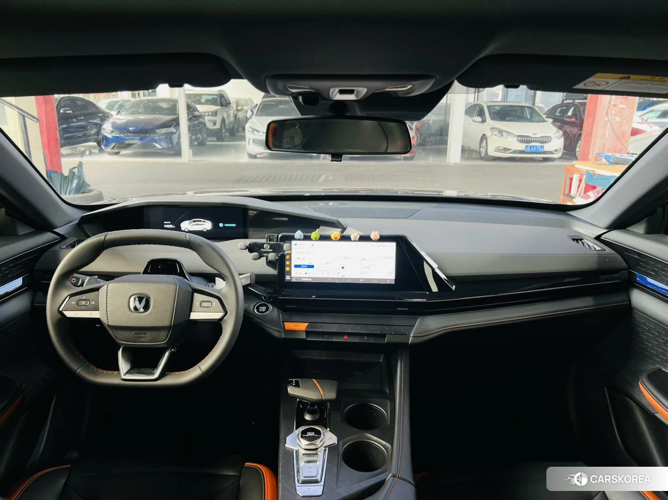 Chang'an UNI-V 2024 Темно-серый из Китая, фото 3