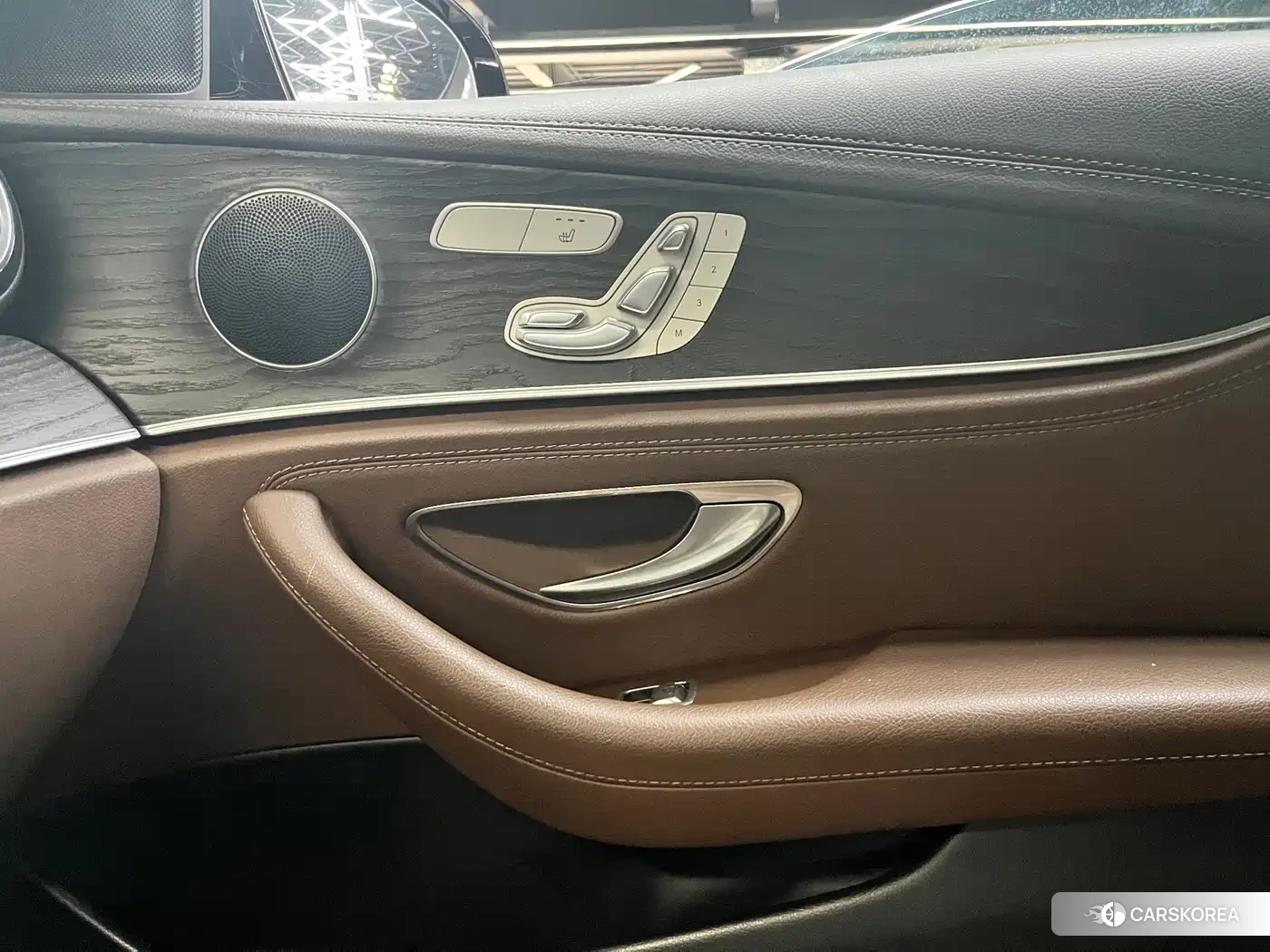 Mercedes-Benz E-Class id 4606941 из Китая 7