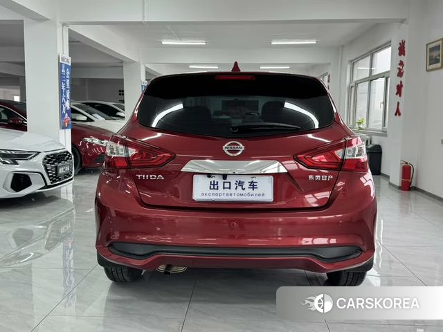 Nissan TIIDA id 4335852 из Китая 14