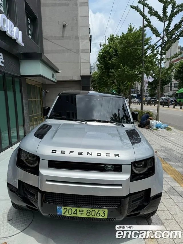 Land Rover Defender (L663) 2024 Серебряный из Кореи, фото 3