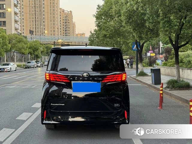 Toyota Elfa 2025 Черный из Китая, фото 3
