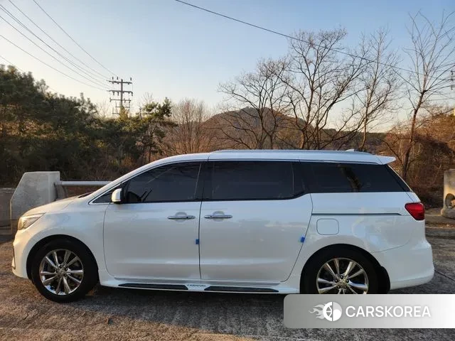 Kia The New Carnival id 2447548 из Кореи 13