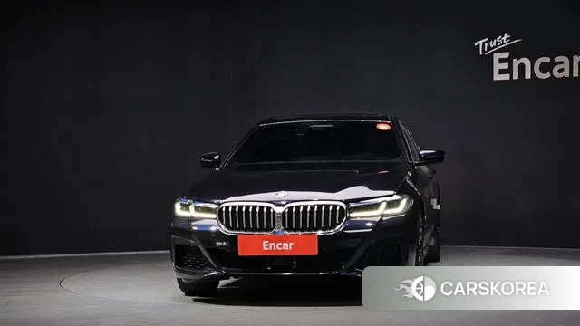 BMW 5 Series (G30) id 3697402 из Кореи 13