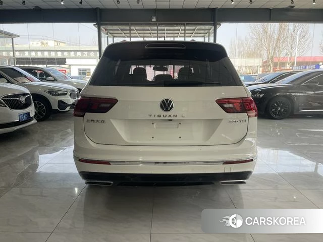 Volkswagen Tiguan L 2021 Белый из Китая, фото 3