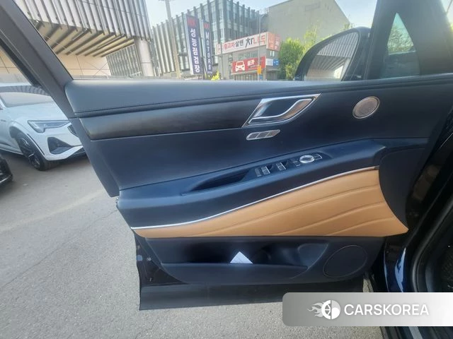 Genesis GV80 id 4202792 из Кореи 7