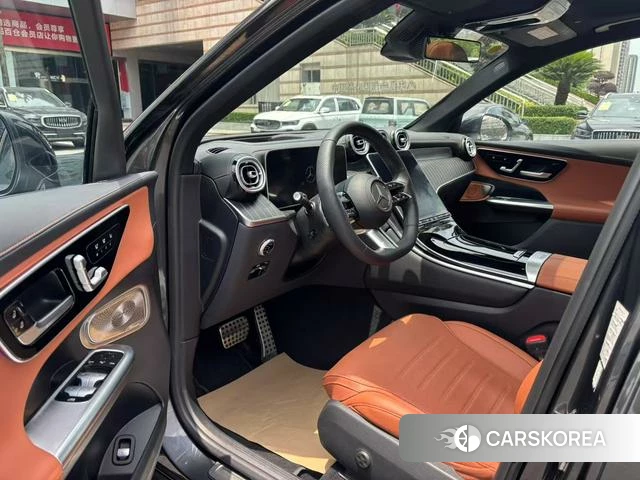 Mercedes-Benz GLC 2023 Зеленый из Китая, фото 3
