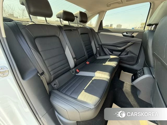 Volkswagen Sagitar id 4276667 из Китая 16