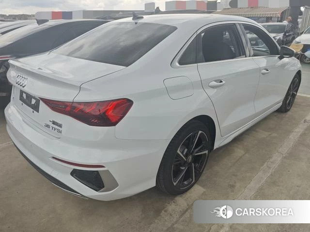Audi A3 2021 Белый из Китая, фото 3