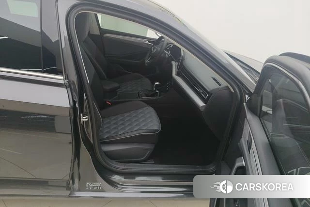 Volkswagen Sagitar id 4335808 из Китая 10