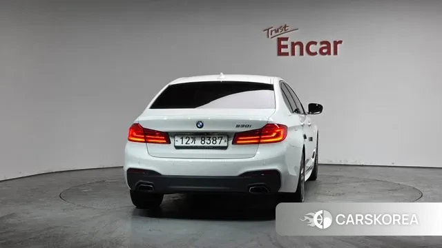 BMW 5 Series (G30) id 3737380 из Кореи 13