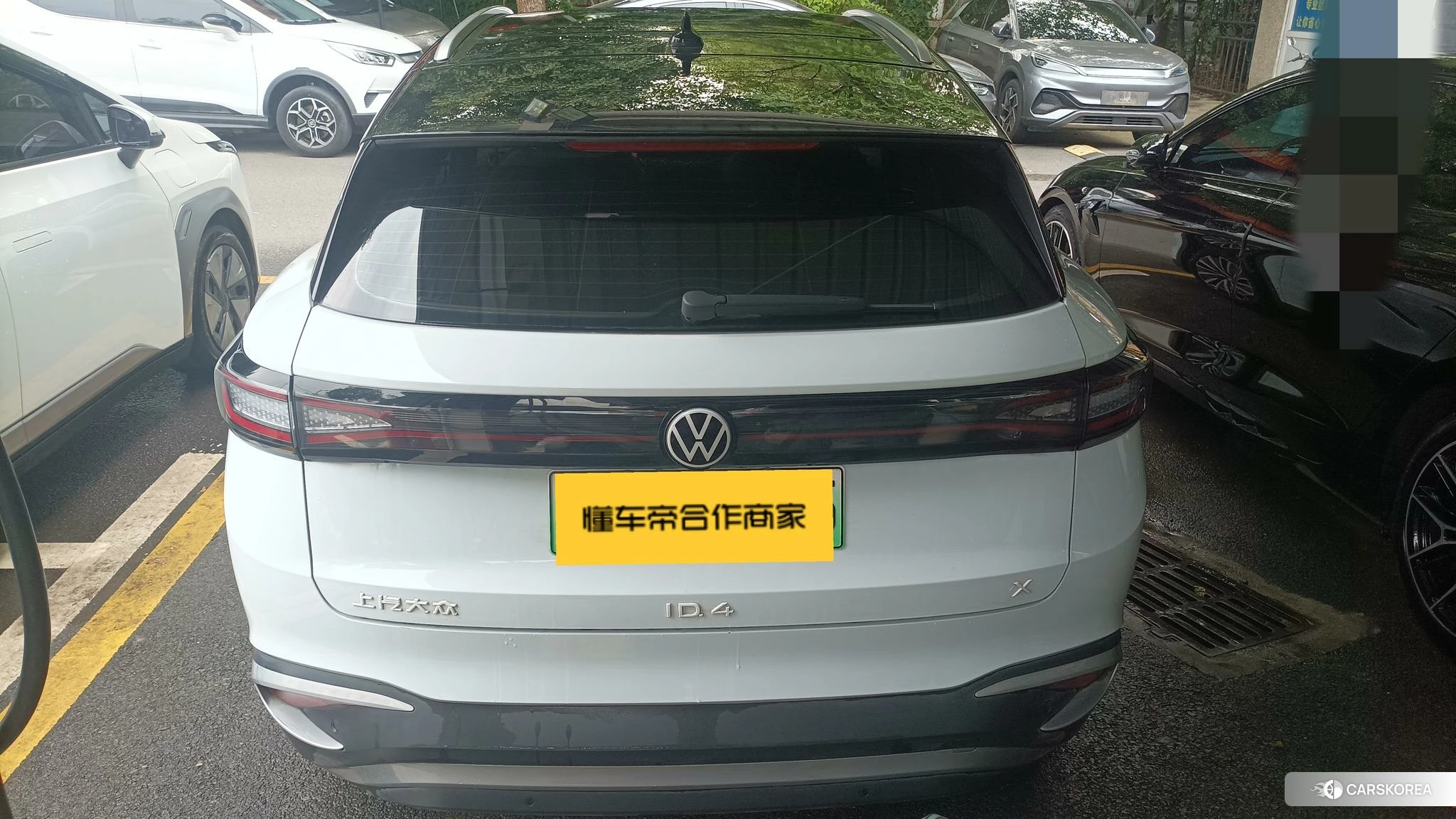 Volkswagen ID.4 X 2021 Белый из Китая, фото 6
