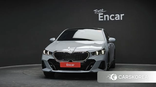 BMW 5 Series (G60) id 3817438 из Кореи 13