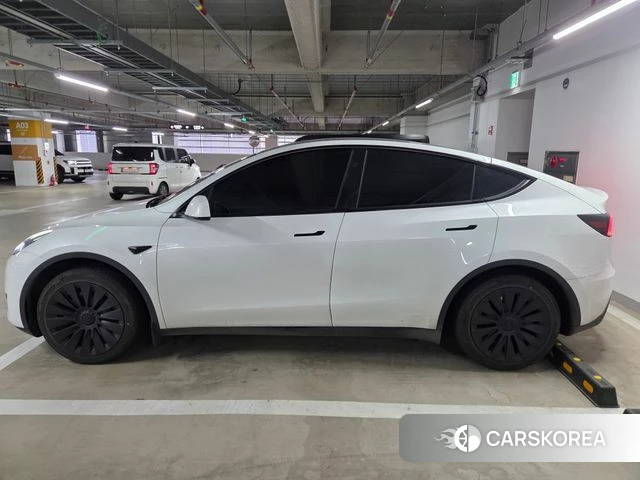 Tesla Model Y 2024 Белый из Кореи, фото 3