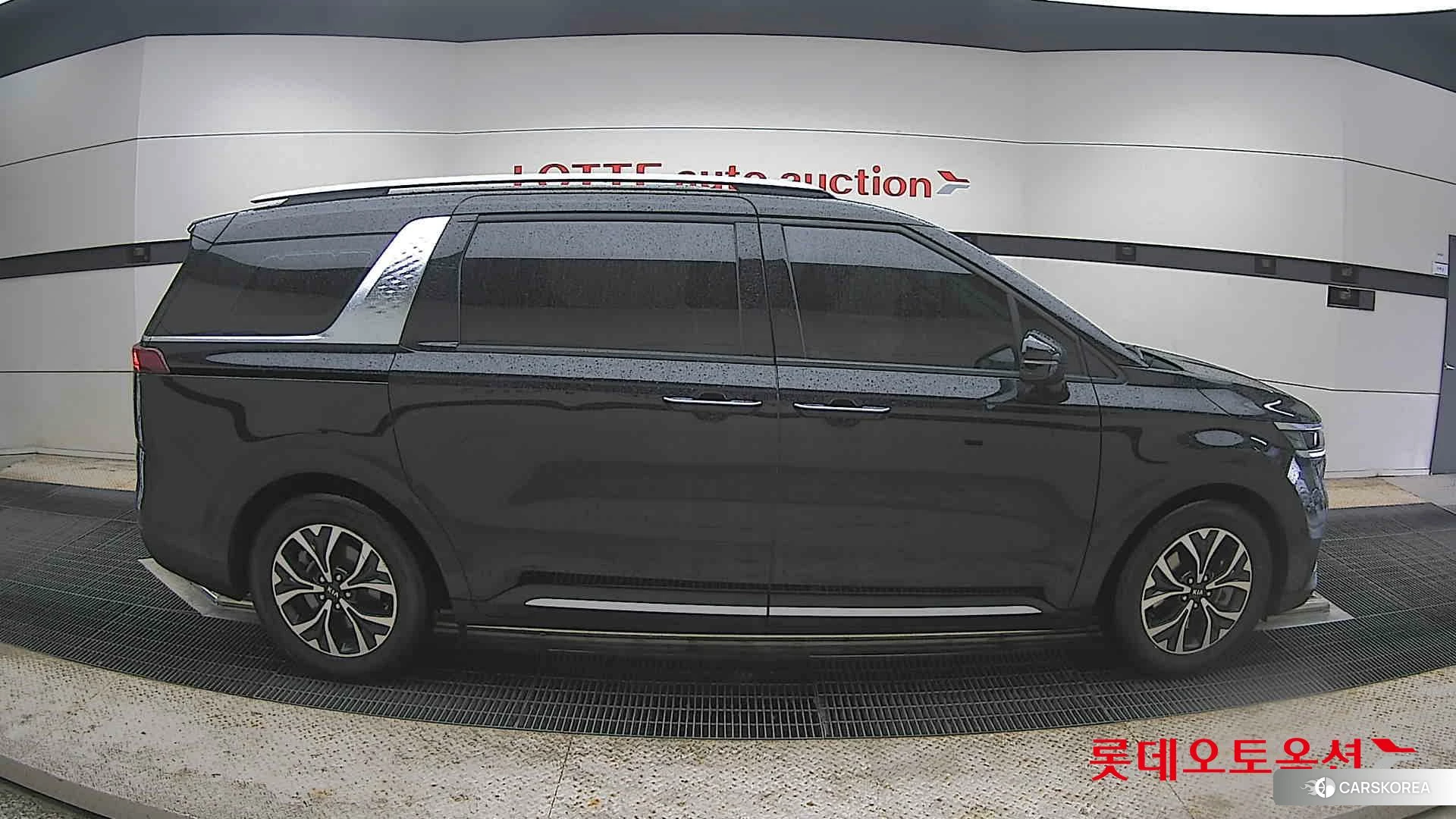 Kia Carnival id 4352408 из Кореи 23