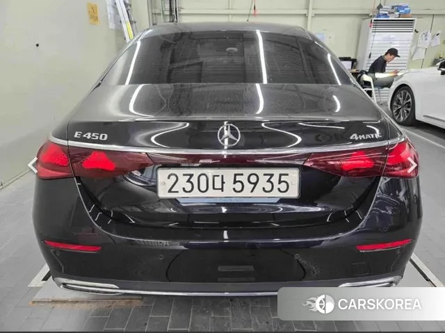 Mercedes-Benz E-Class W214 2024 Черный из Кореи, фото 3