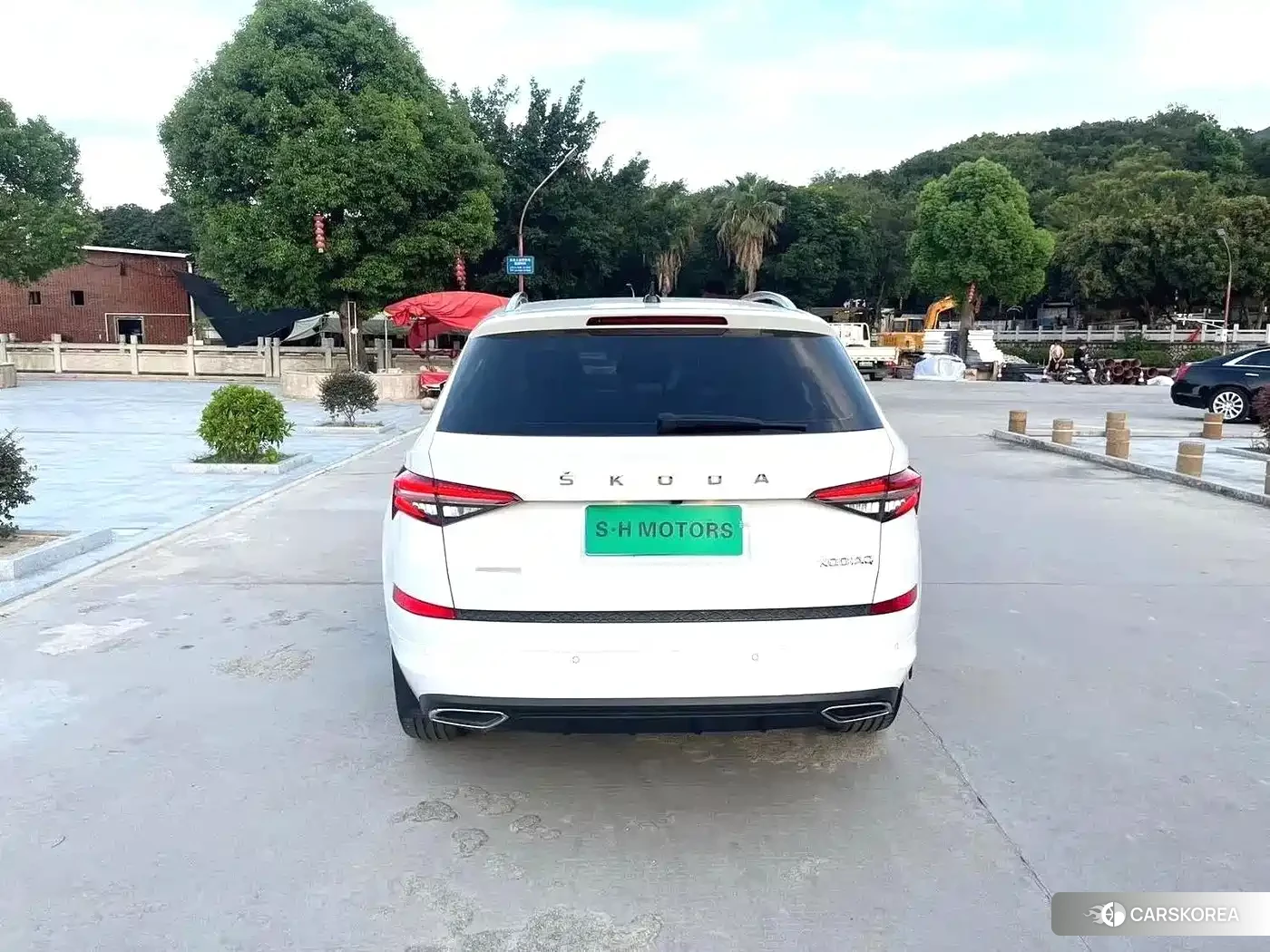 Skoda Kodiaq 2023 Белый из Китая, фото 3